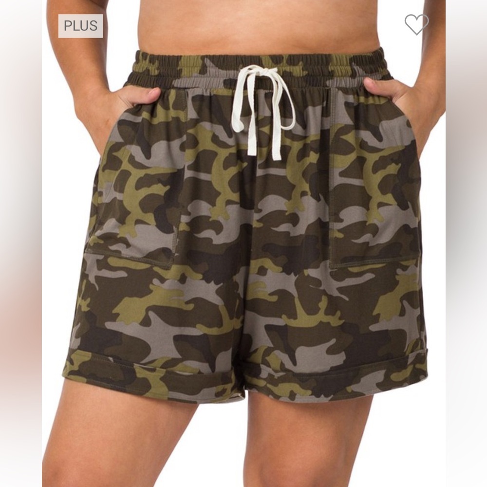 NWT! PLUS BRUSHED ARMY CAMOUFLAGE DRAWSTRING WAIST SHORTS WITH POCKETS